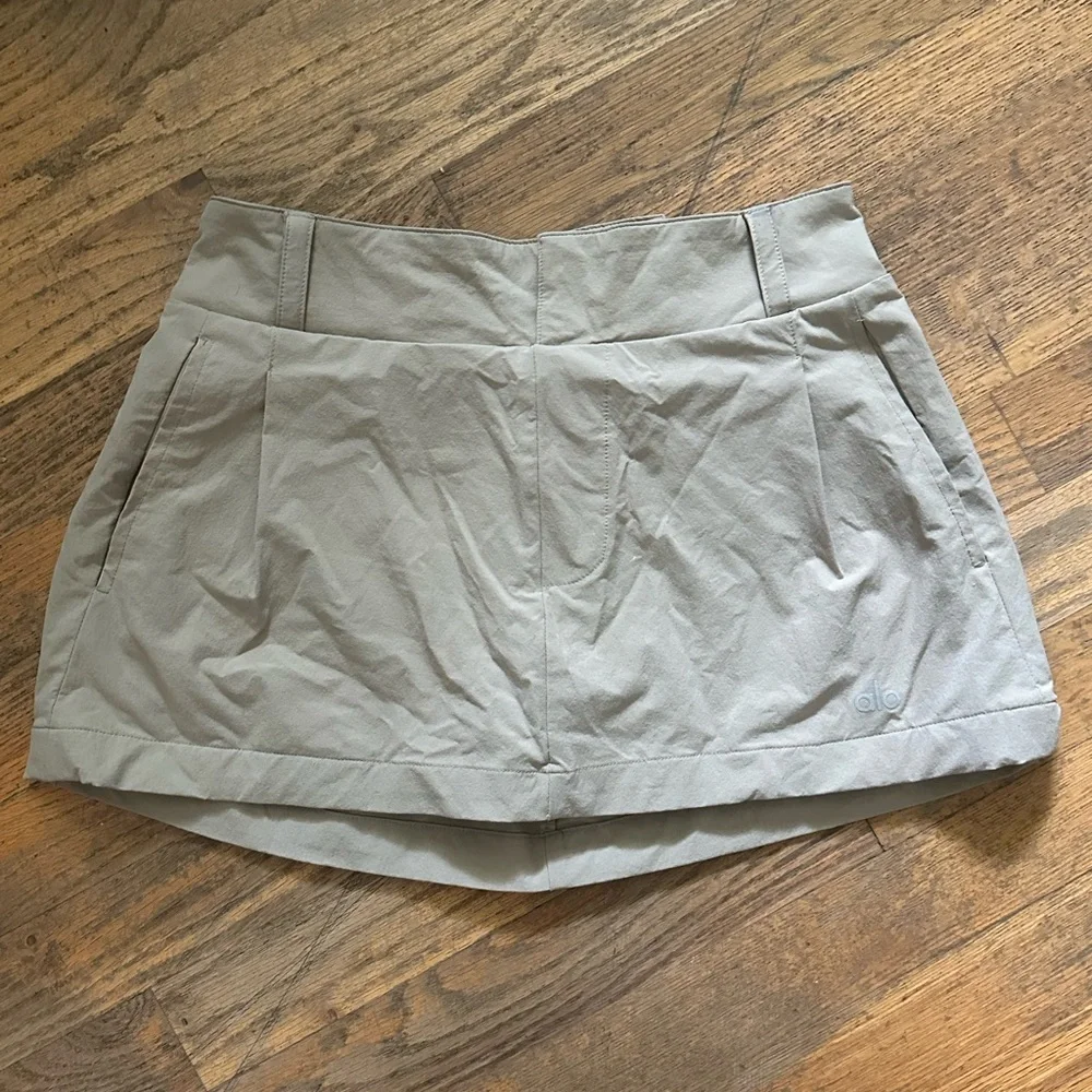 Alo Yoga Tan Fan Club Mini Skirt
